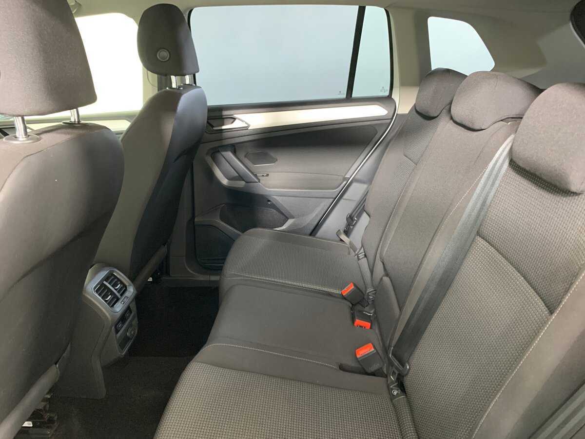 Купить Volkswagen Tiguan, 2018, 76 673 км.. Фото: #18