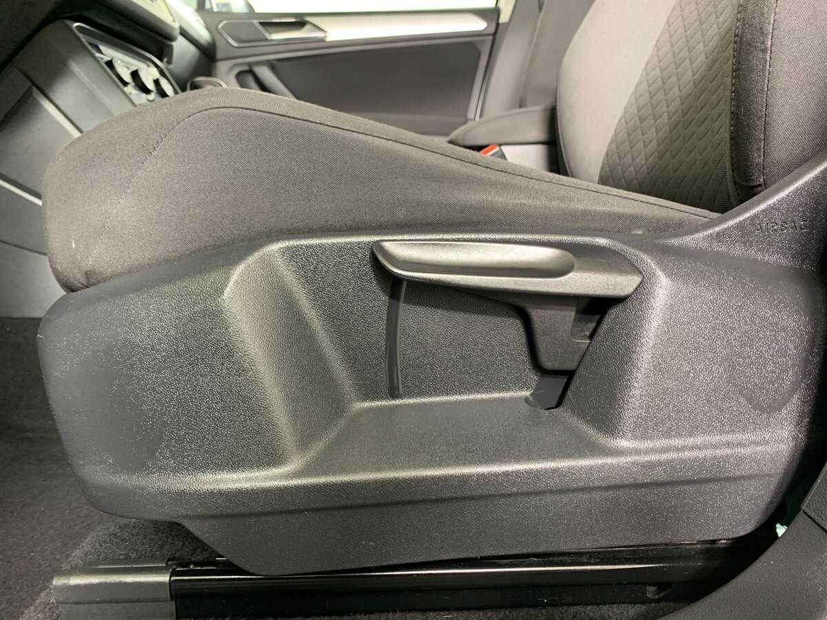 Купить Volkswagen Tiguan, 2017, 124 301 км.. Фото: #16