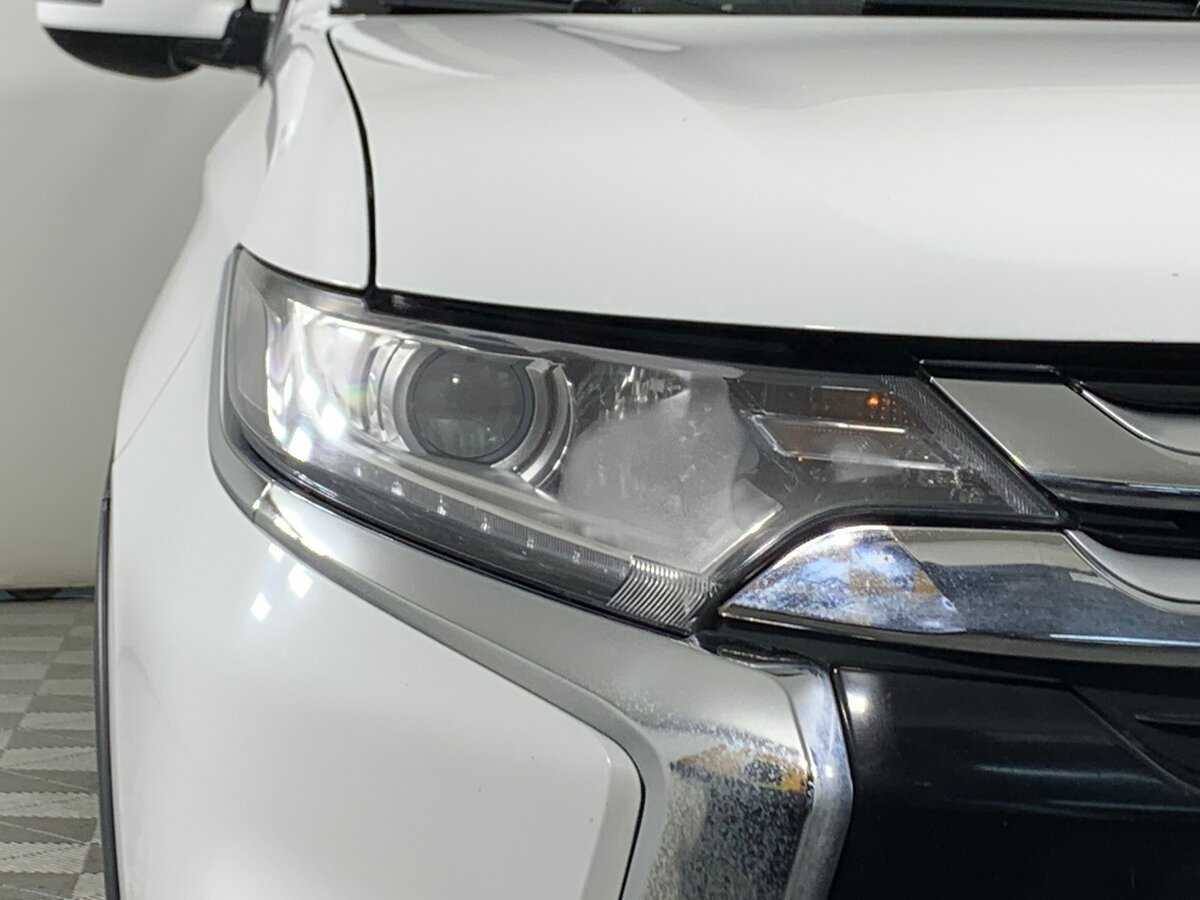 Купить Митсубиши Оутлэндер, 2017, 275 602 км.. Фото: #9