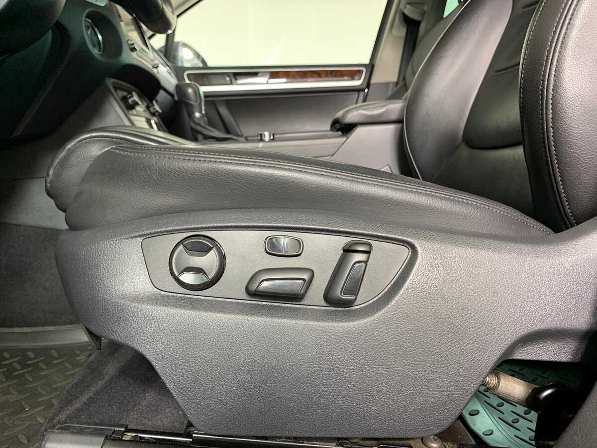 Купить Volkswagen Touareg, 2013, 347 428 км.. Фото: #16