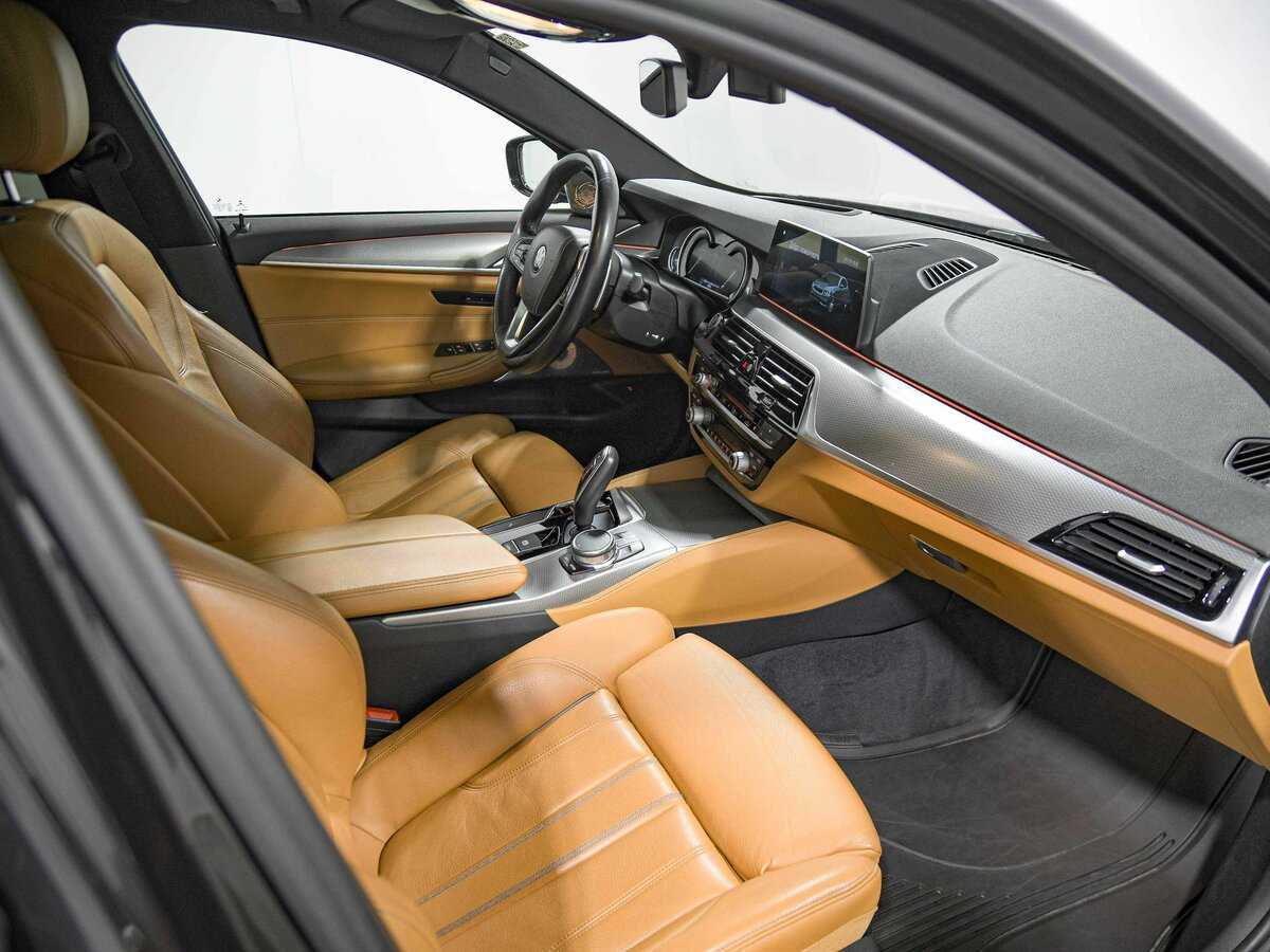 Купить BMW 5 серии, 2017, 145 862 км.. Фото: #16