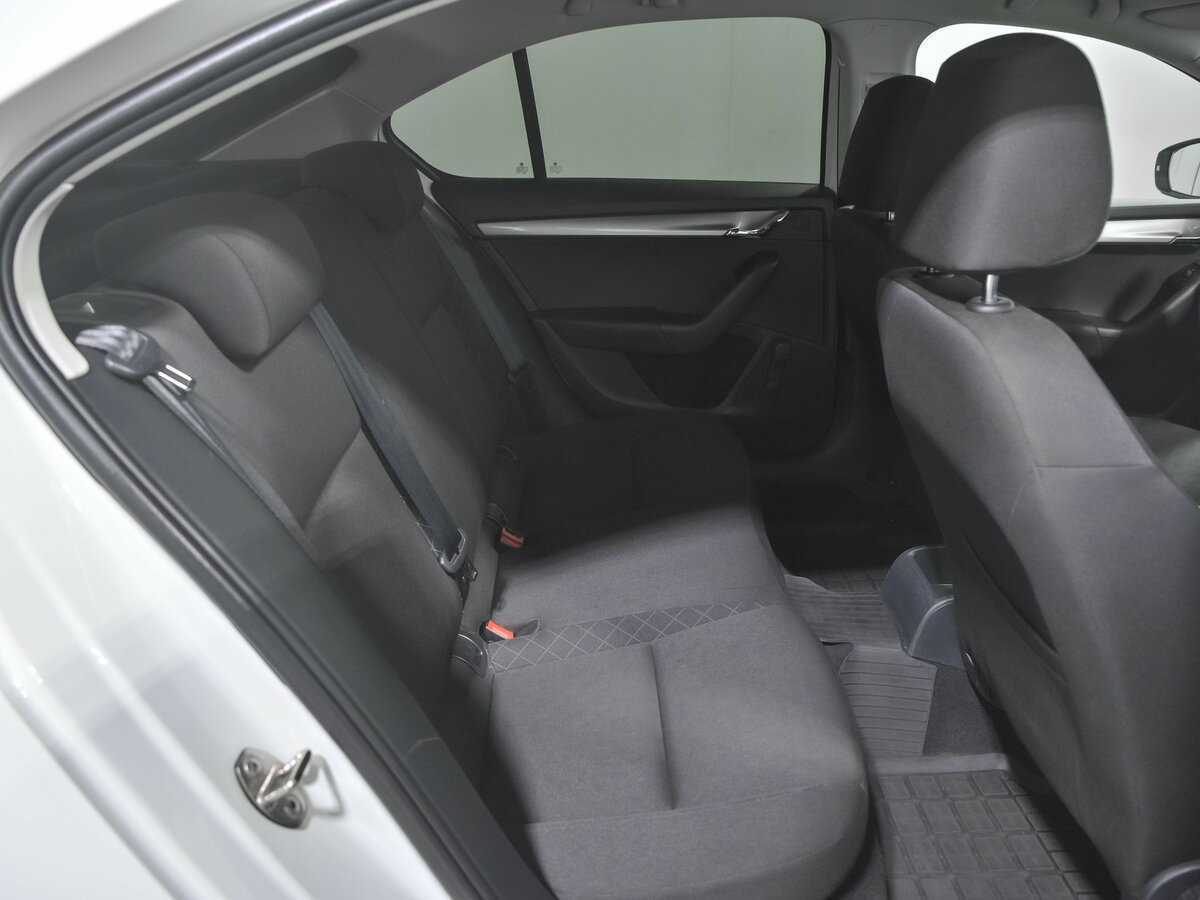 Купить Шкода Октавия, 2018, 188 741 км.. Фото: #10