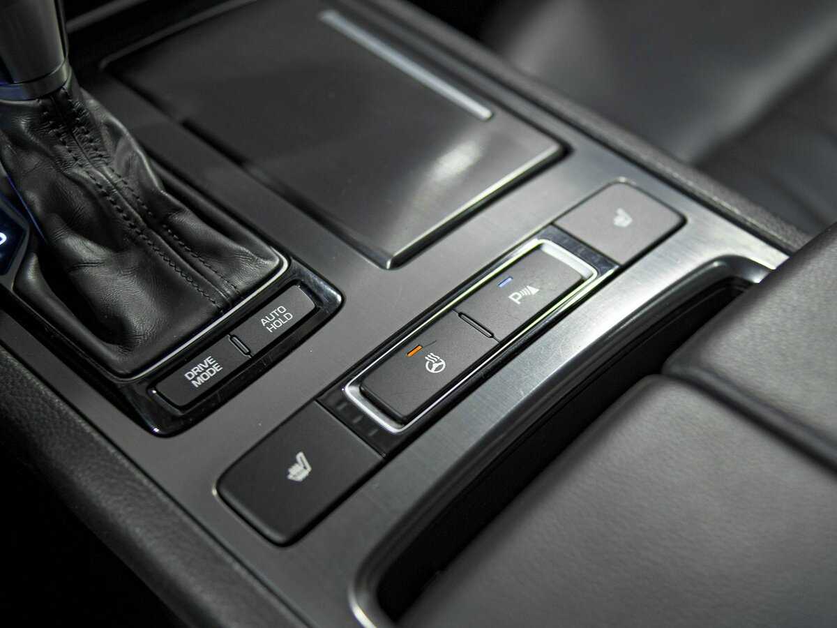 Купить Hyundai Genesis, 2014, 179 777 км.. Фото: #15