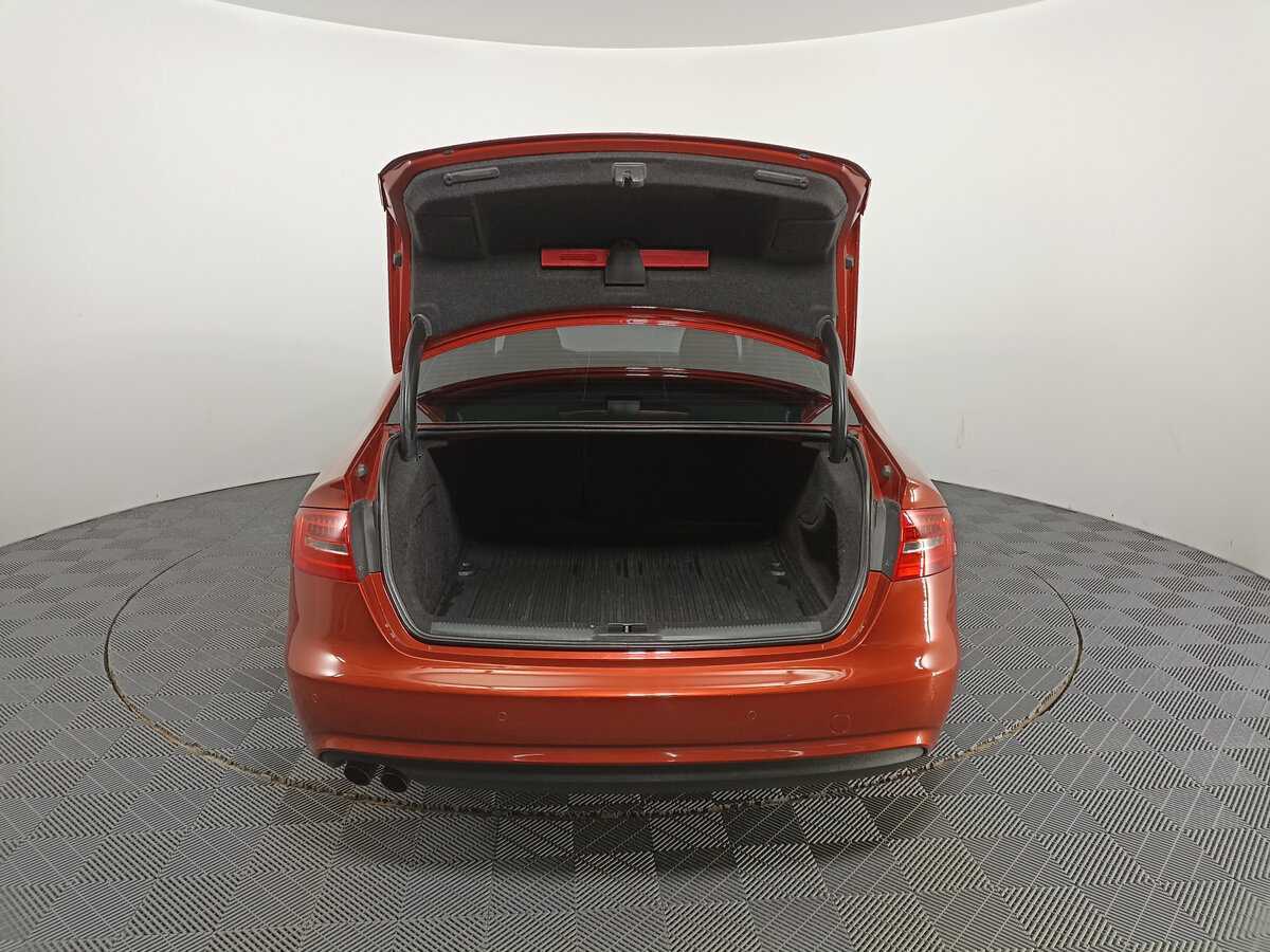 Купить Audi A4, 2012, 160 689 км.. Фото: #6