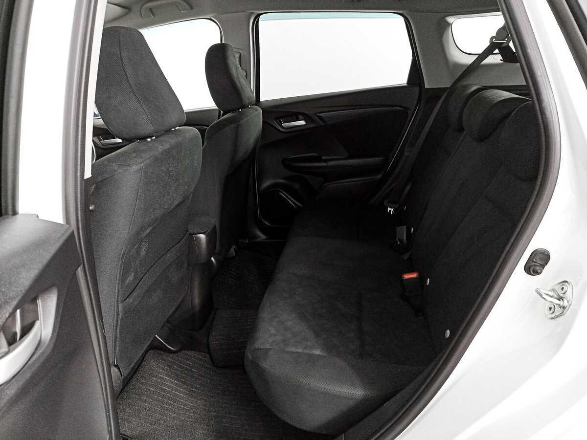 Купить Honda Shuttle, 2018, 96 369 км.. Фото: #11