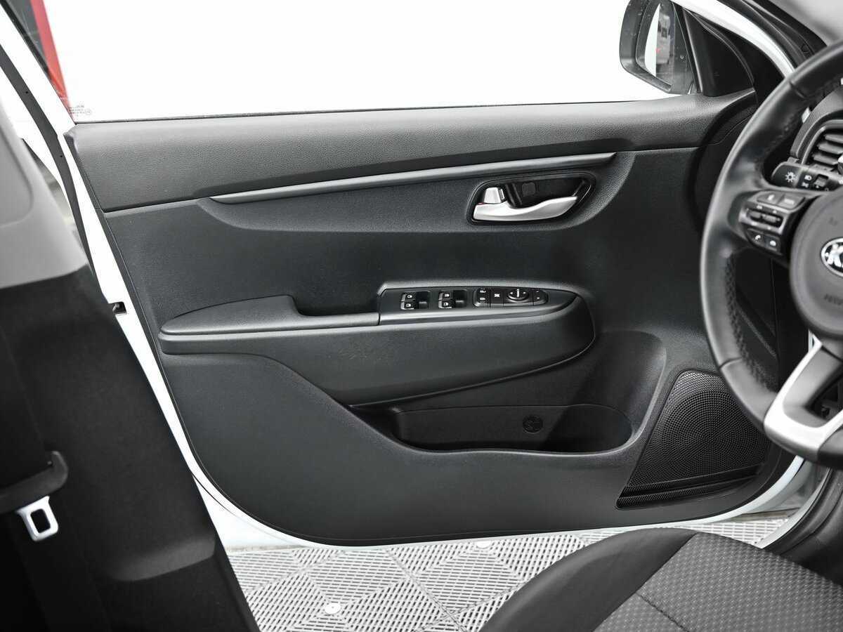 Купить Киа Рио, 2020, 79 000 км.. Фото: #5