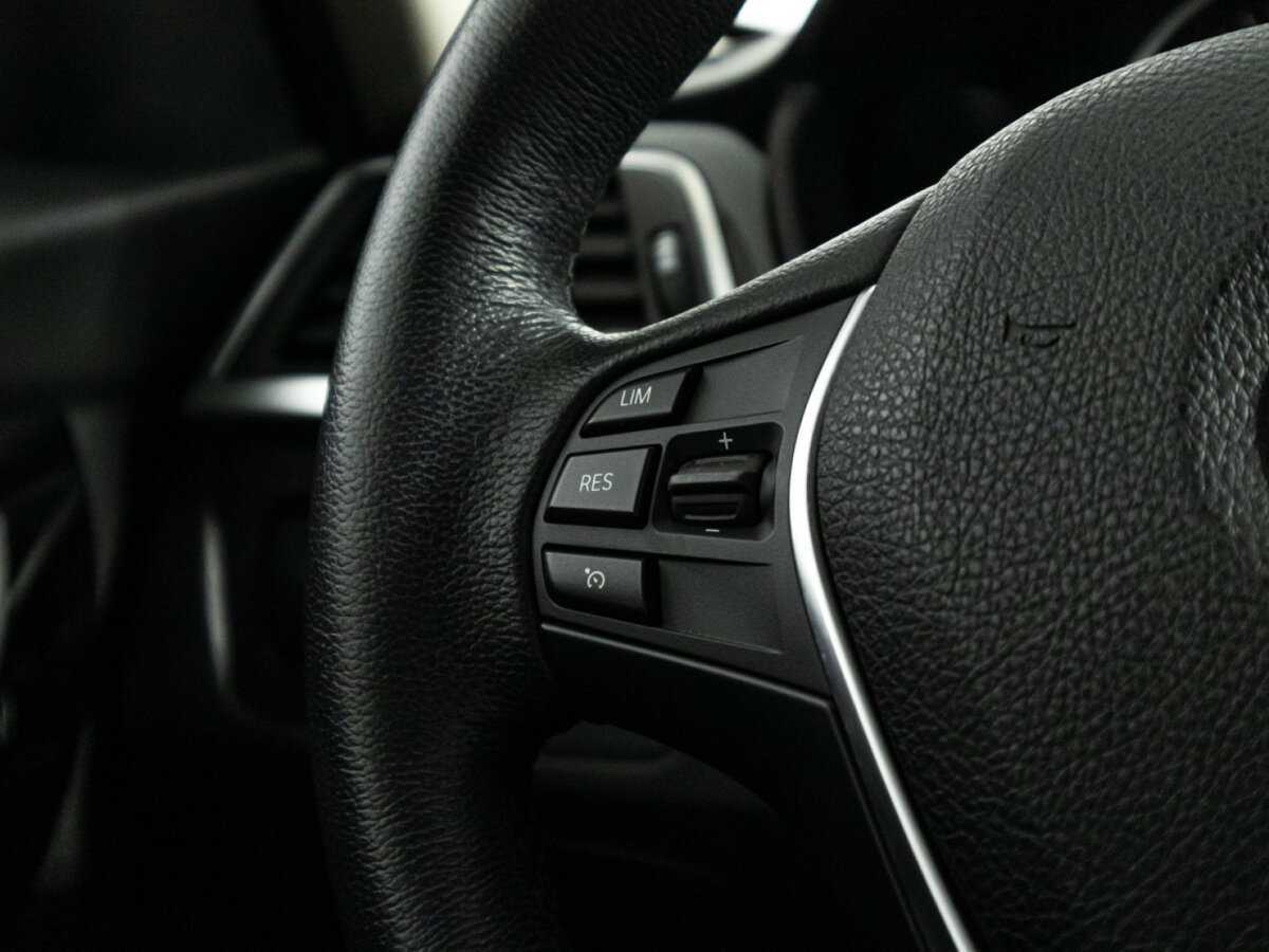 Купить BMW 3 серии, 2018, 65 895 км.. Фото: #20