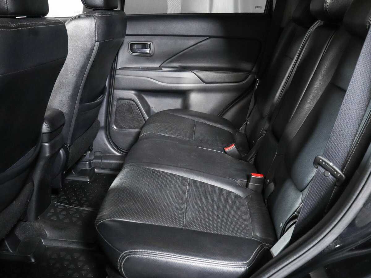 Купить Mitsubishi Outlander, 2014, 67 349 км.. Фото: #3