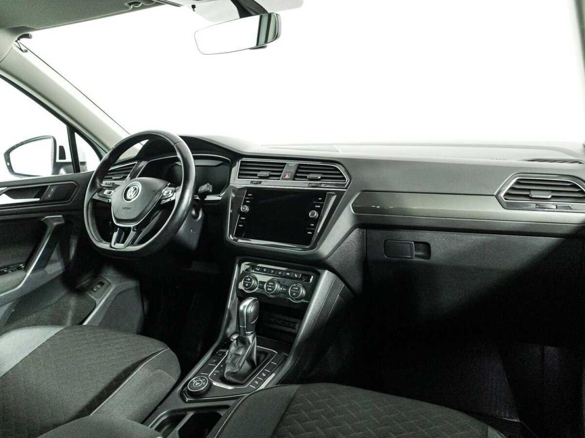 Купить Volkswagen Tiguan, 2018, 94 232 км.. Фото: #8