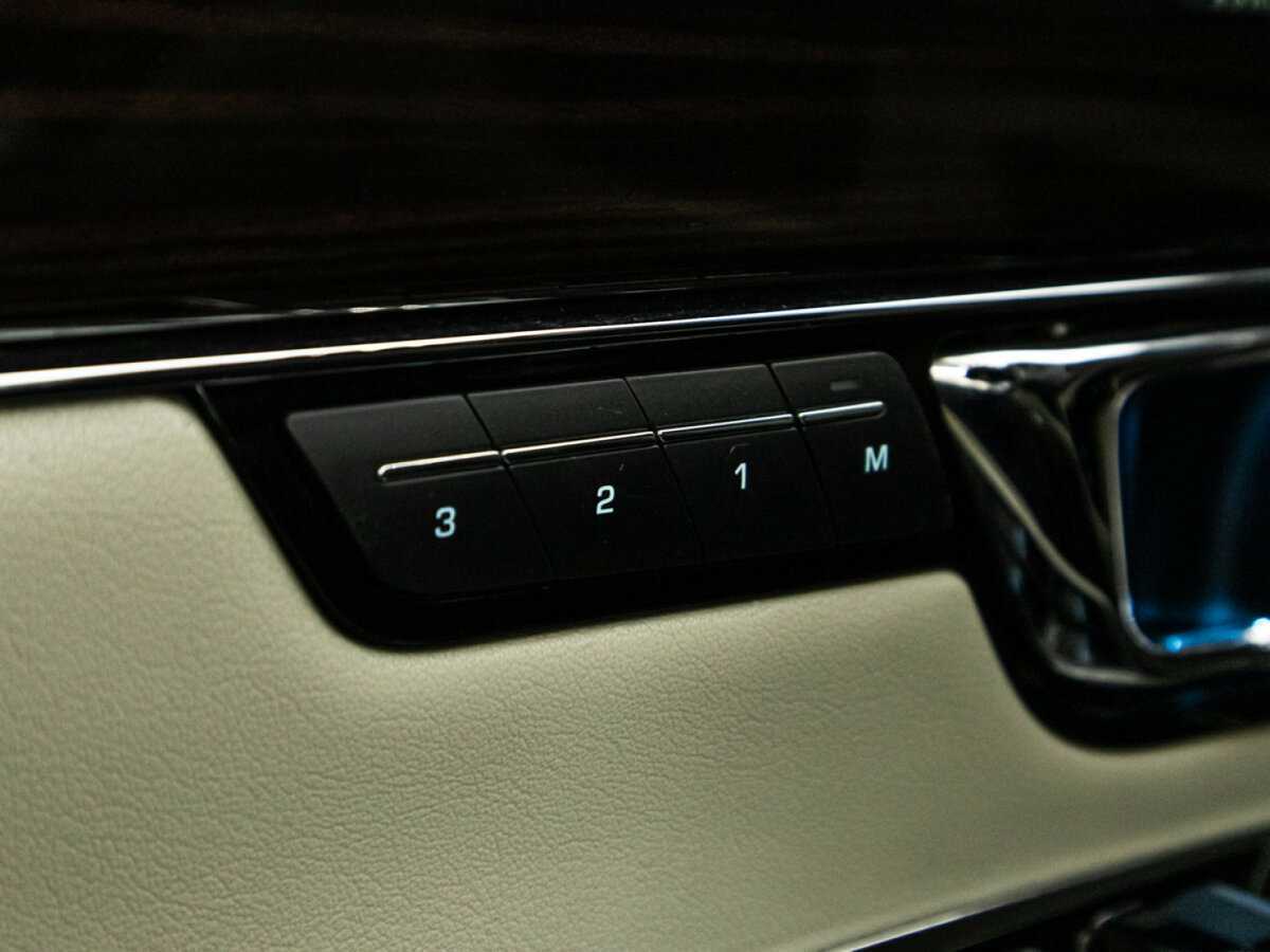 Купить Jaguar XJ, 2015, 189 205 км.. Фото: #17