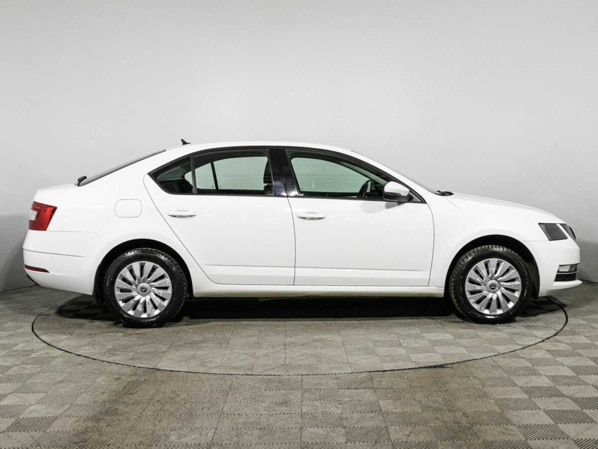 Купить Шкода Октавия, 2019, 57 775 км.. Фото: #3