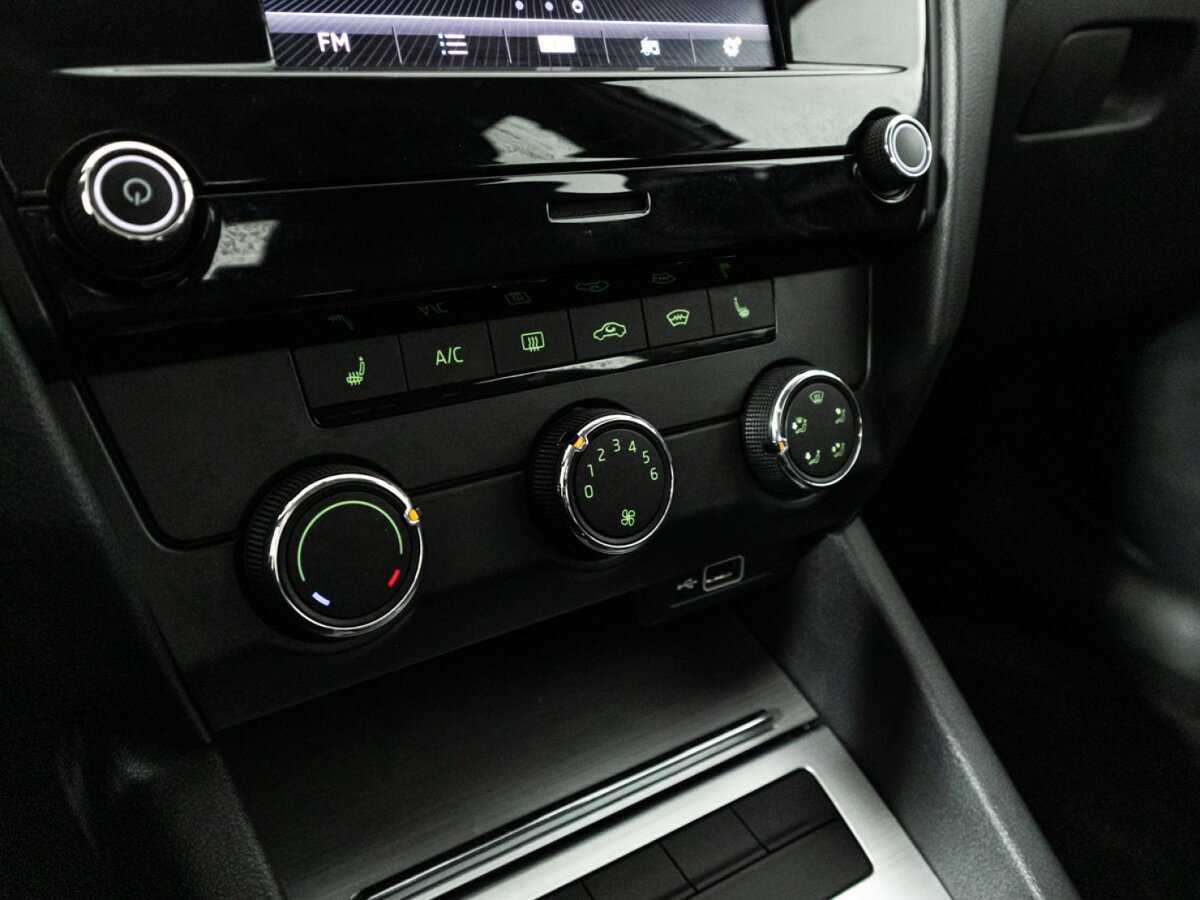 Купить Шкода Октавия, 2019, 57 775 км.. Фото: #14