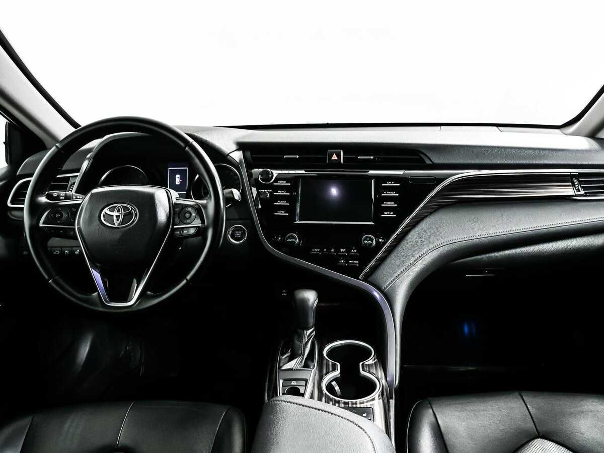 Купить Toyota Camry, 2018, 151 182 км.. Фото: #10