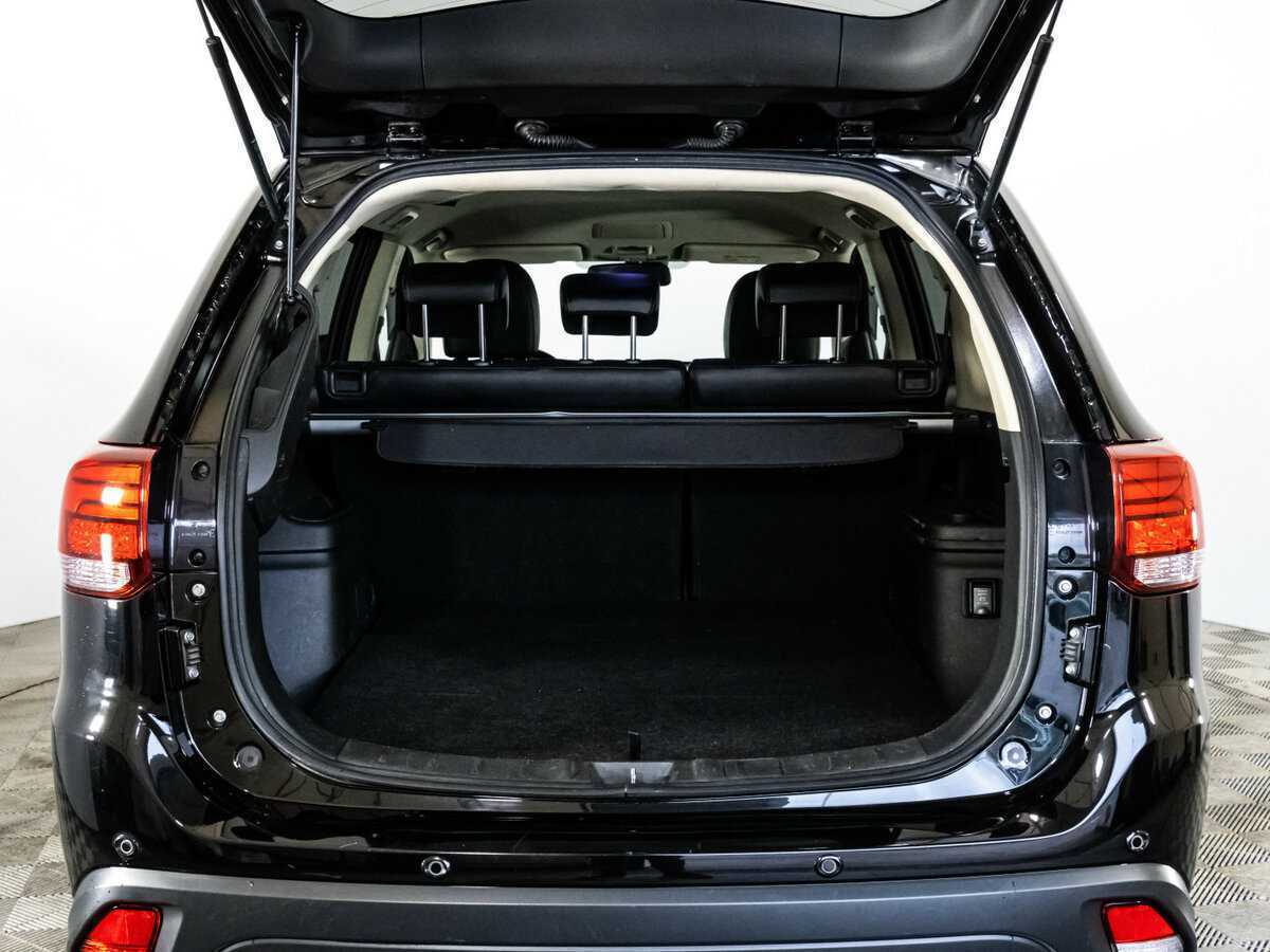 Купить Mitsubishi Outlander, 2018, 204 456 км.. Фото: #17