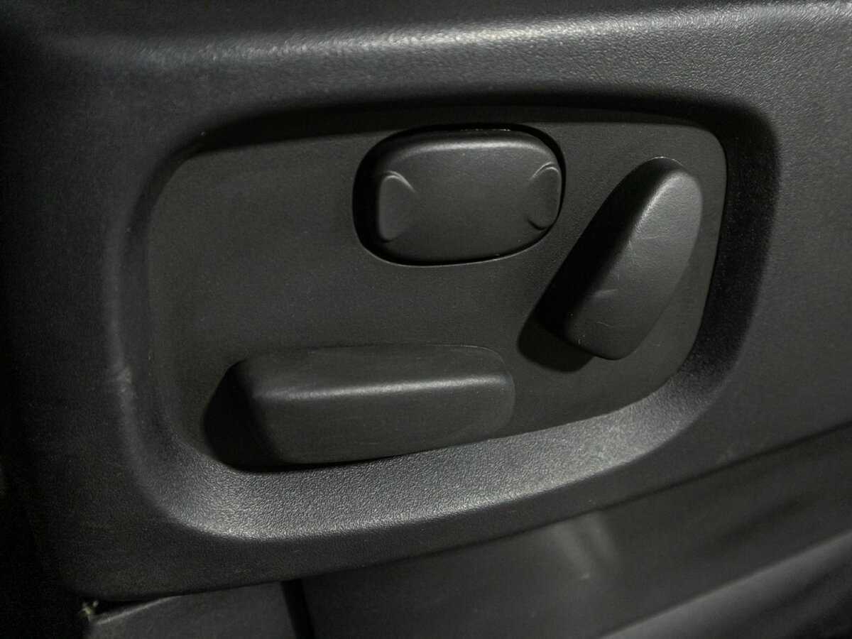 Купить Land Rover Discovery, 2012, 220 220 км.. Фото: #14