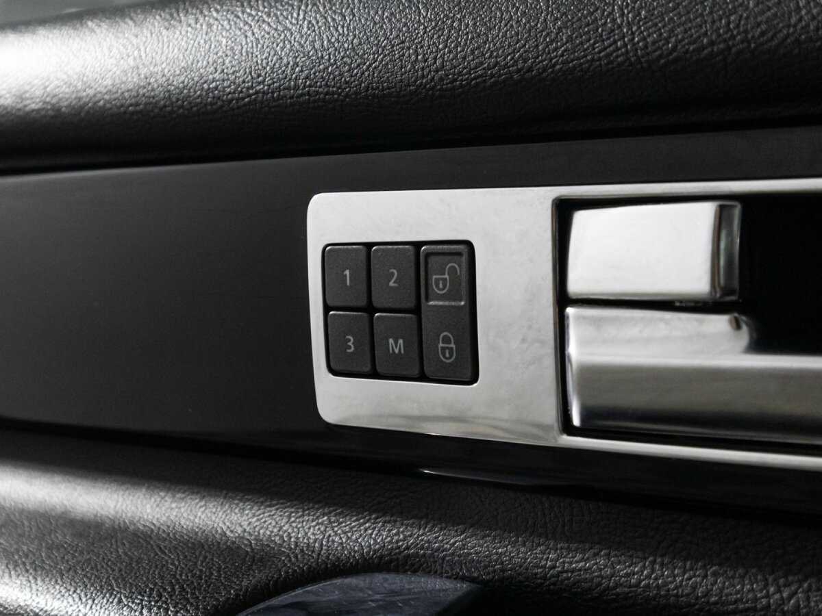 Купить Land Rover Discovery, 2012, 220 220 км.. Фото: #16