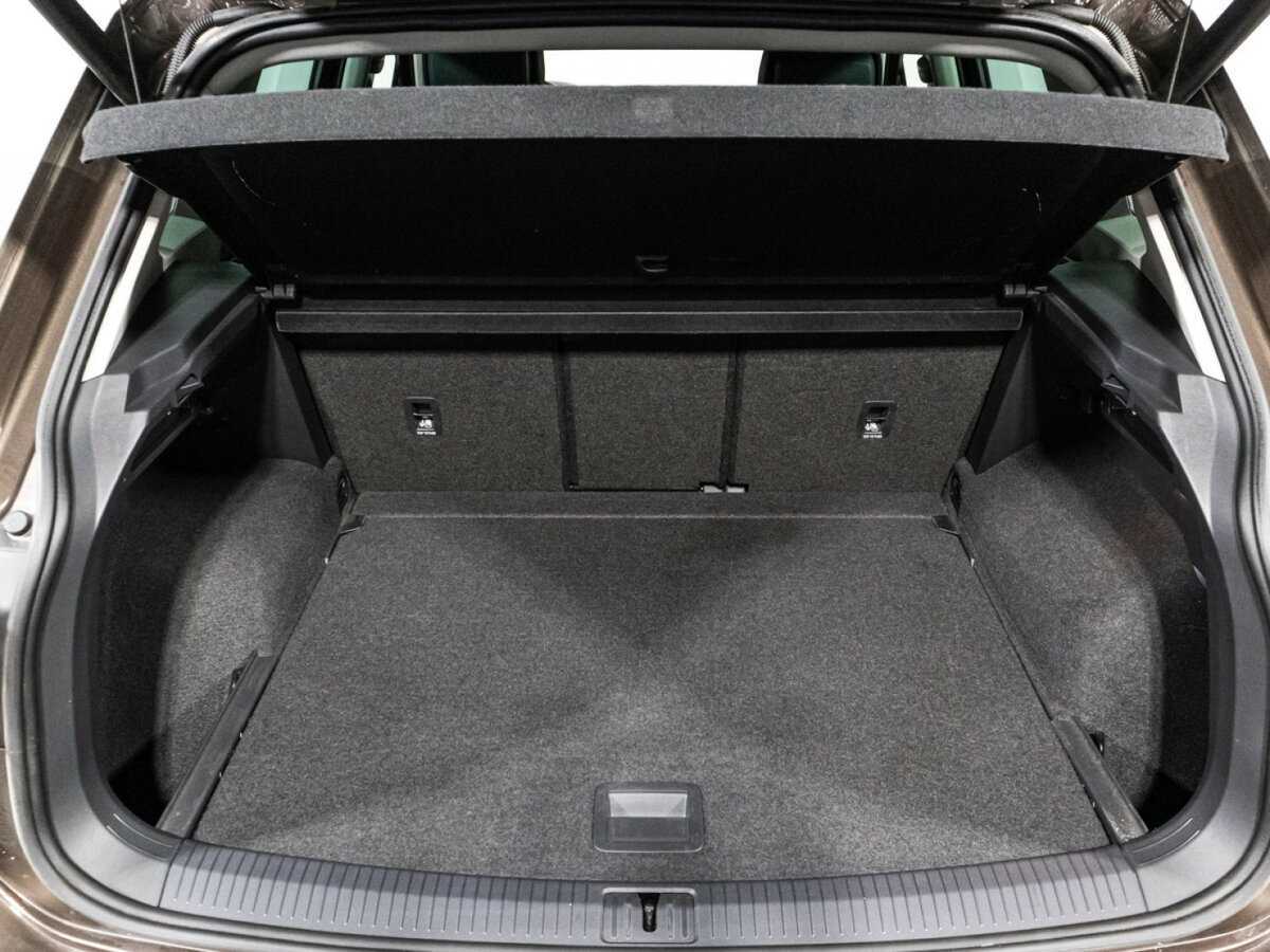 Купить Volkswagen Tiguan, 2018, 117 362 км.. Фото: #14