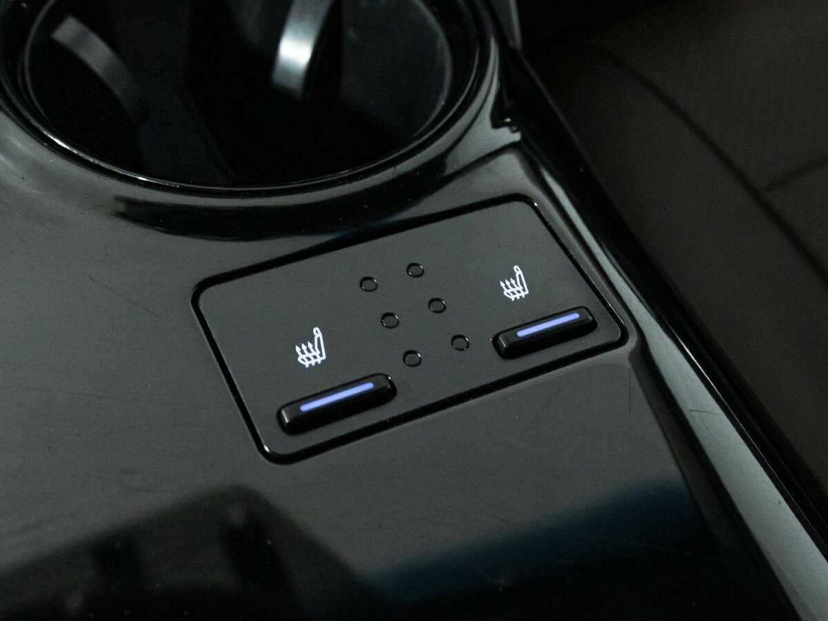 Купить Toyota Camry, 2018, 118 765 км.. Фото: #15