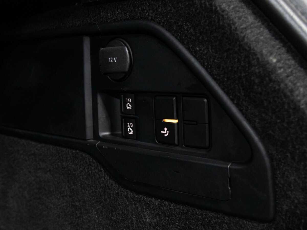 Купить Volkswagen Touareg, 2012, 329 160 км.. Фото: #18