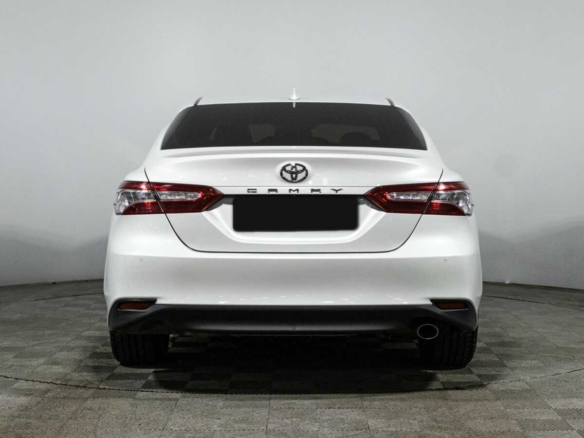 Купить Toyota Camry, 2018, 165 361 км.. Фото: #5