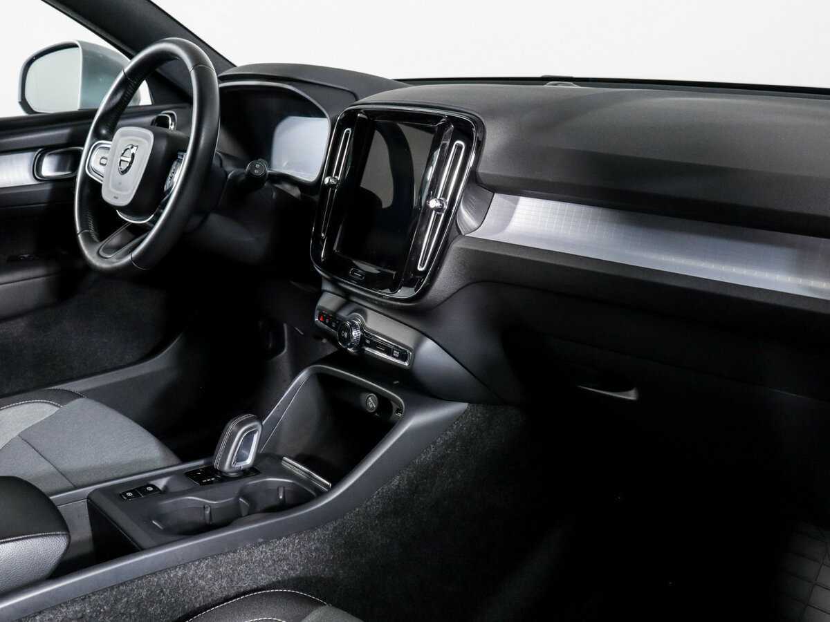 Купить Volvo XC40, 2020, 60 000 км.. Фото: #8