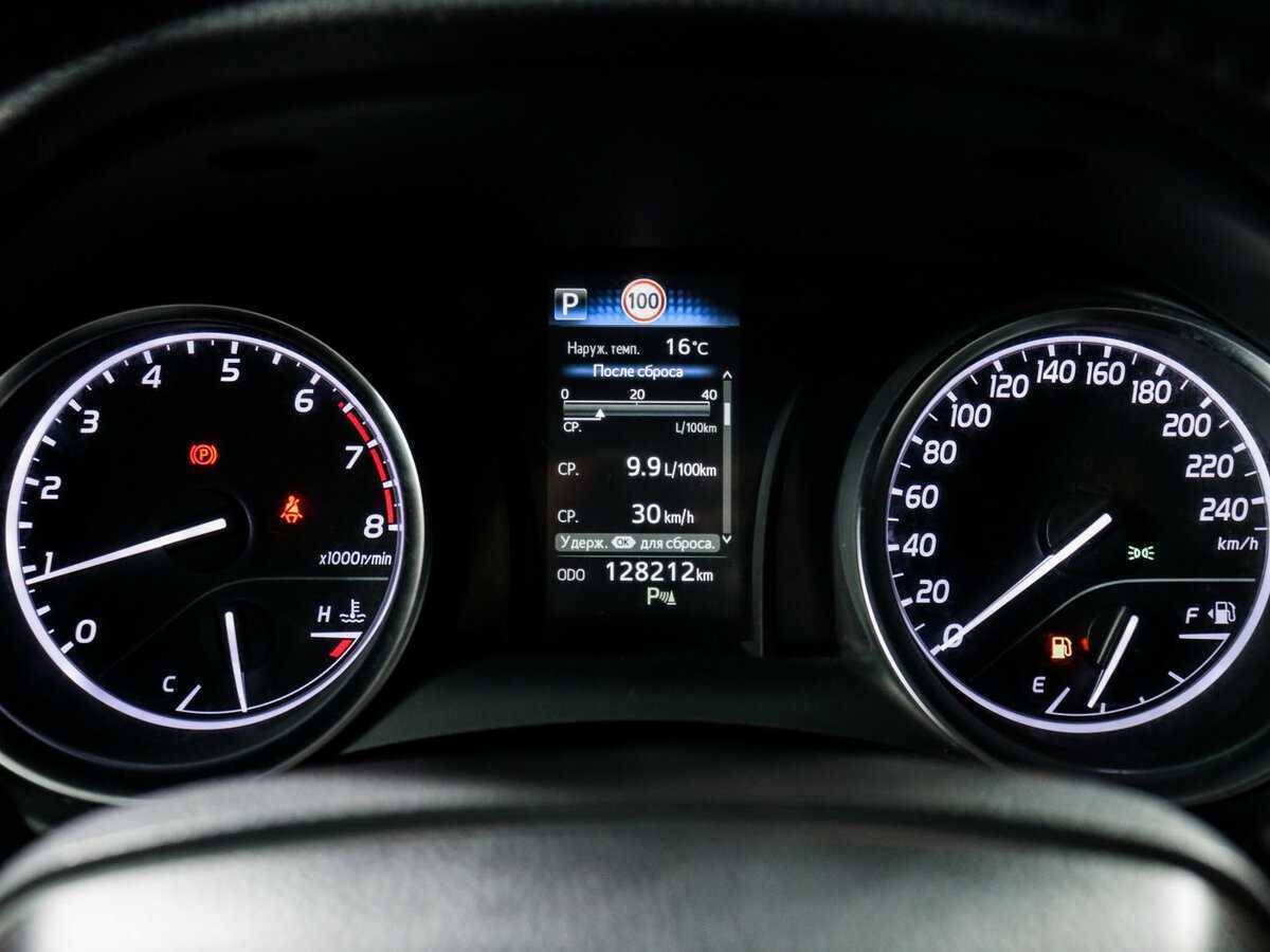 Купить Toyota Camry, 2019, 128 211 км.. Фото: #10