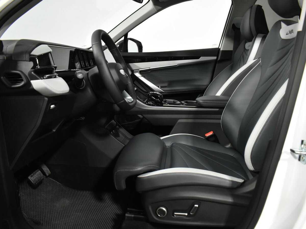 Купить Geely Atlas, 2024, 6 504 км.. Фото: #18