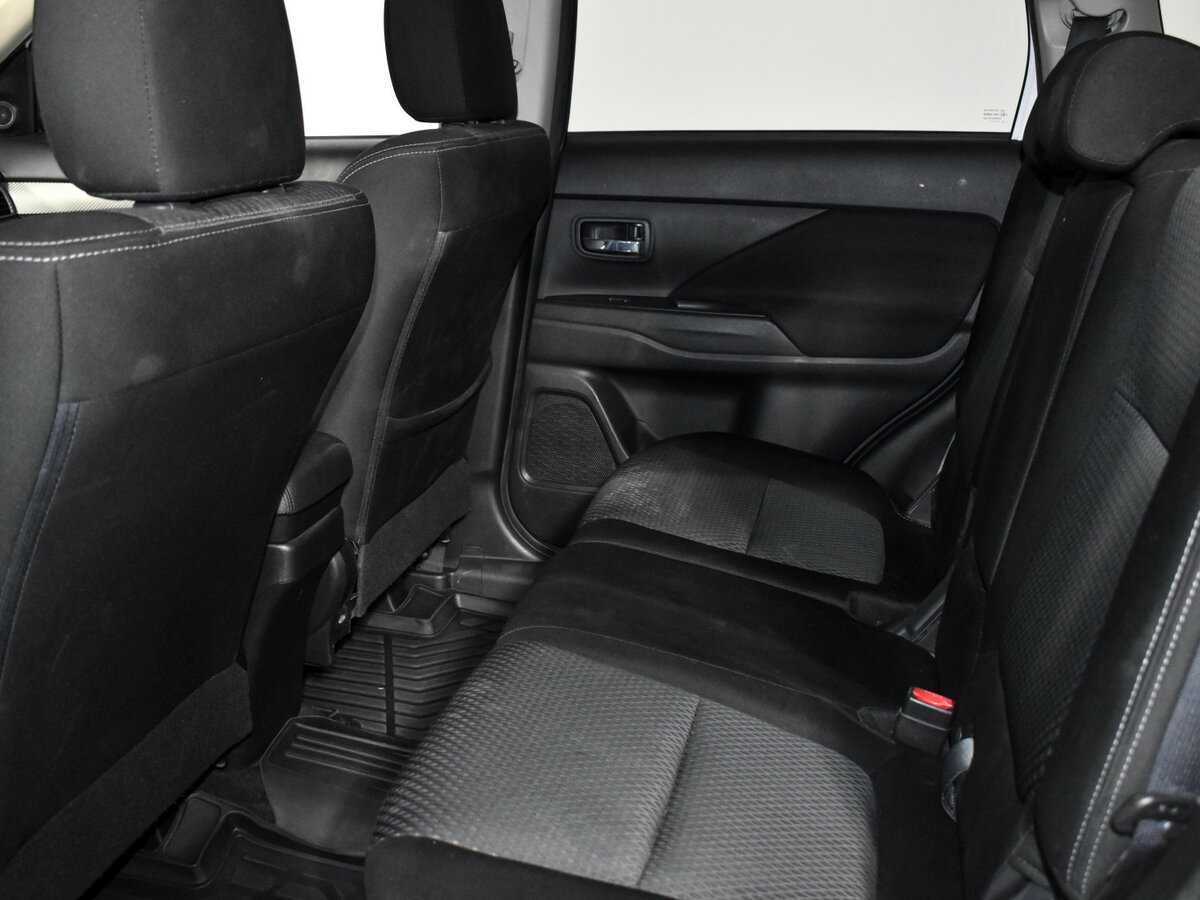Купить Mitsubishi Outlander, 2018, 141 370 км.. Фото: #10