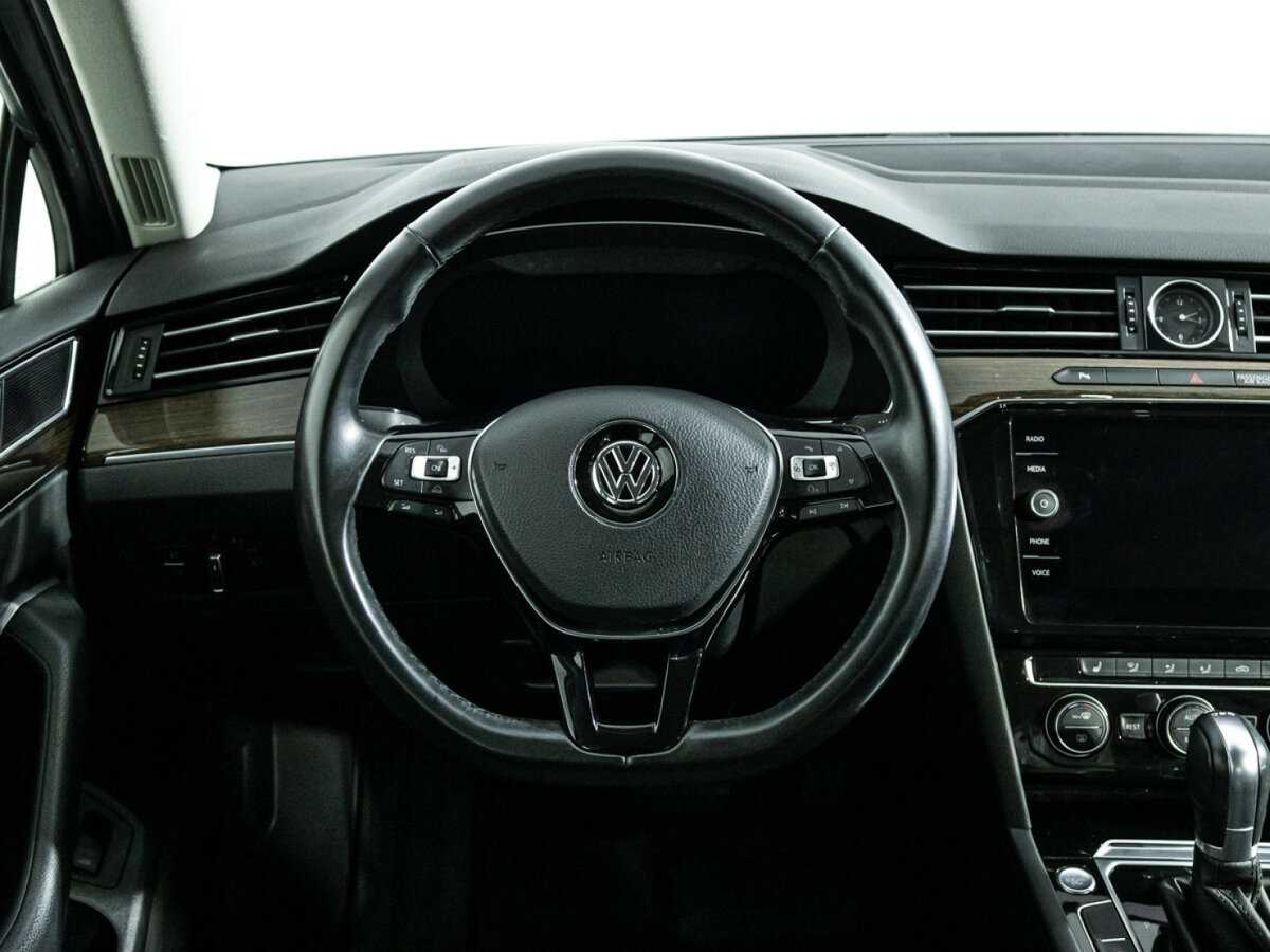 Купить Volkswagen Passat, 2017, 41 448 км.. Фото: #19