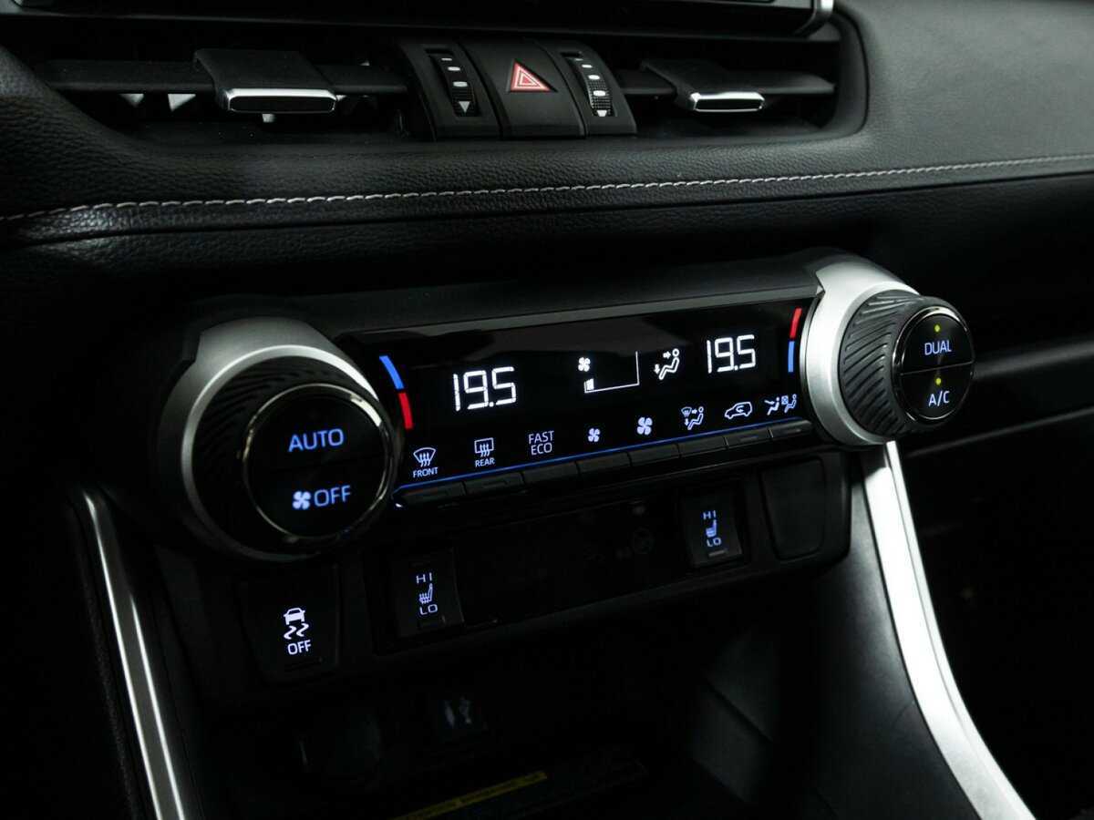 Купить Toyota RAV4, 2020, 72 715 км.. Фото: #18