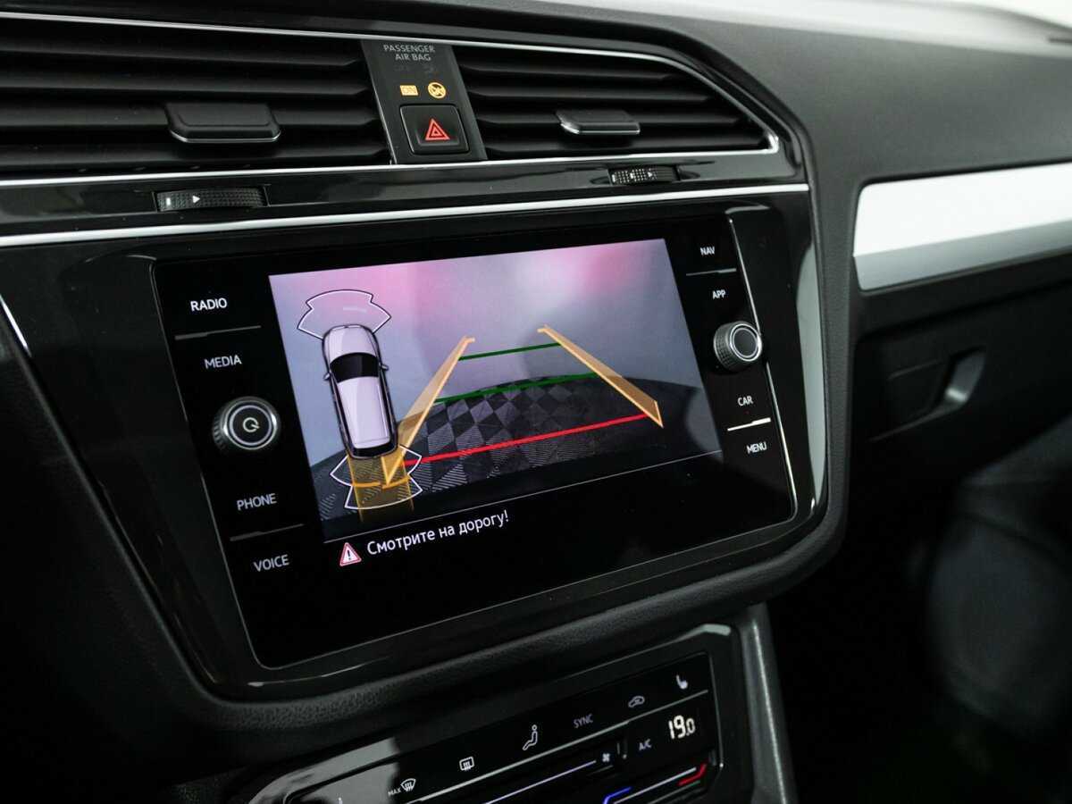 Купить Volkswagen Tiguan, 2020, 66 995 км.. Фото: #15