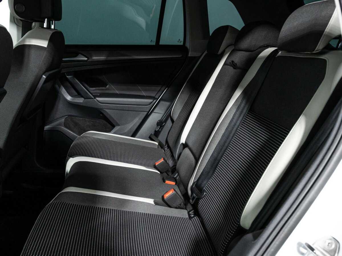 Купить Volkswagen Tiguan, 2020, 114 787 км.. Фото: #9