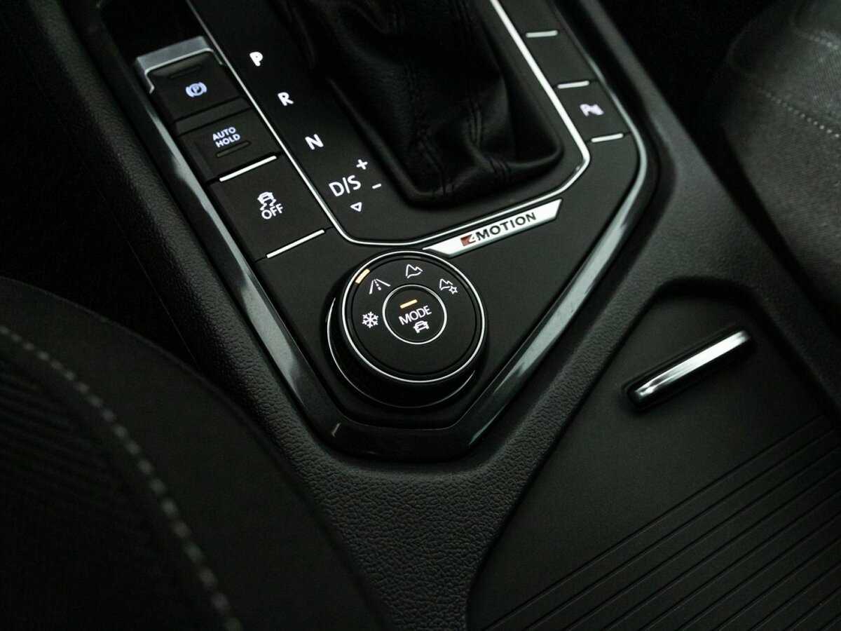 Купить Volkswagen Tiguan, 2017, 101 279 км.. Фото: #17