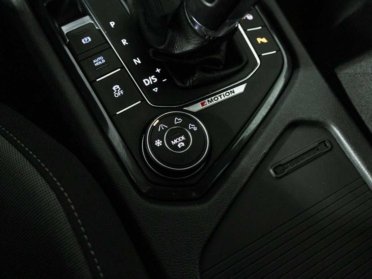 Купить Volkswagen Tiguan, 2017, 148 706 км.. Фото: #19