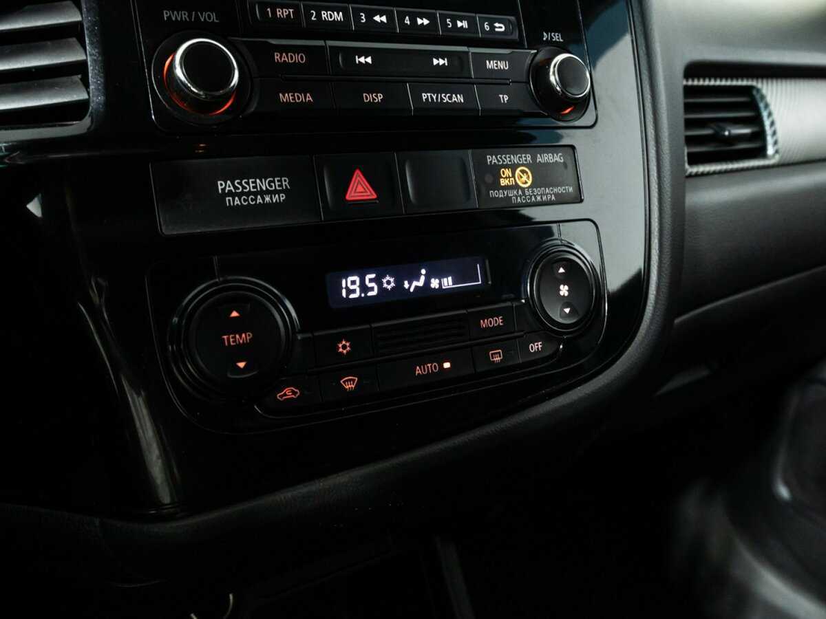 Купить Митсубиши Оутлэндер, 2013, 258 976 км.. Фото: #14