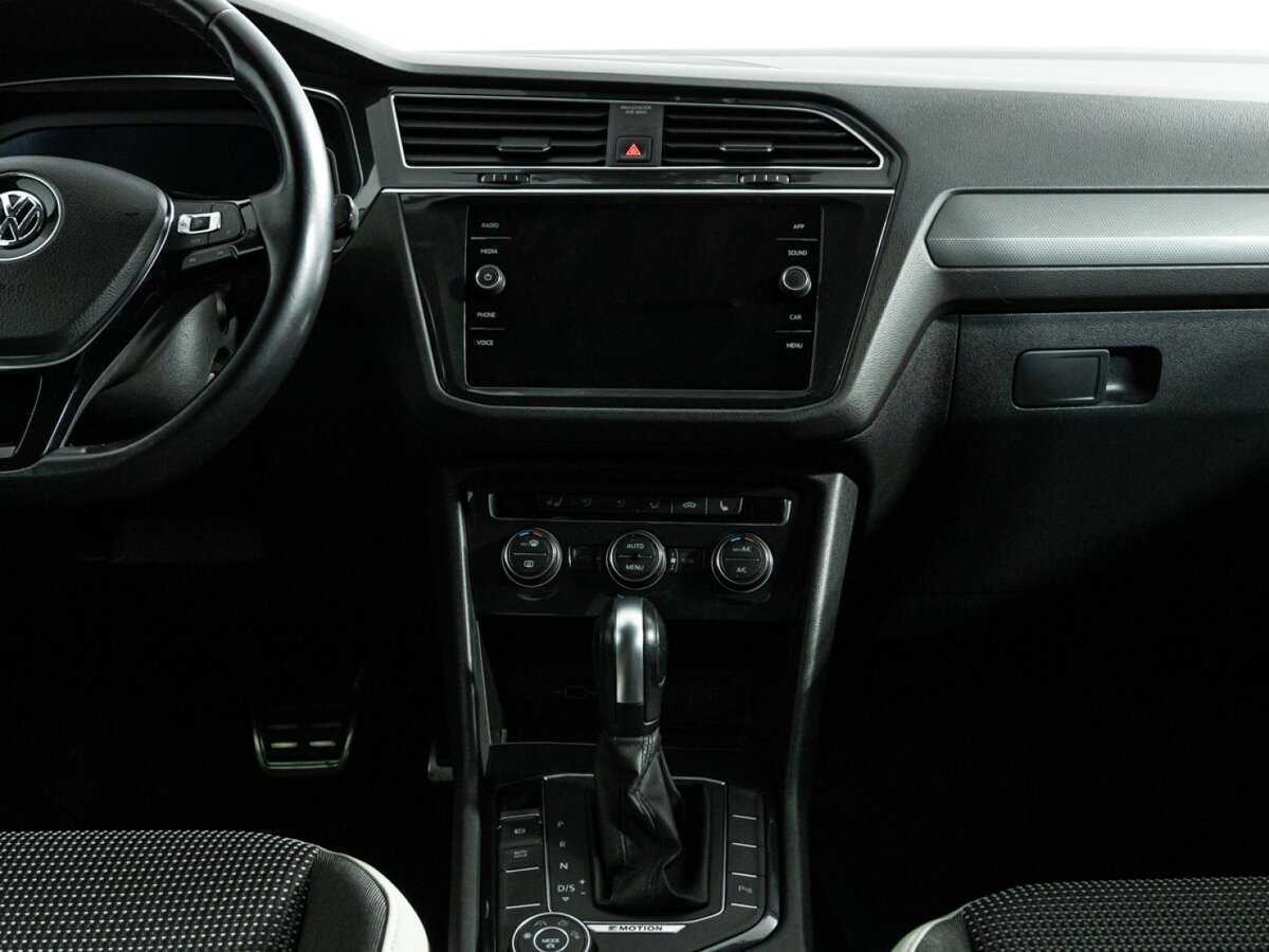 Купить Volkswagen Tiguan, 2019, 129 327 км.. Фото: #13