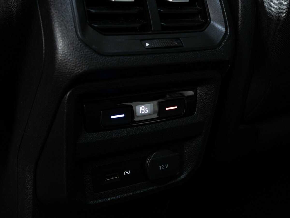 Купить Volkswagen Tiguan, 2019, 129 327 км.. Фото: #19