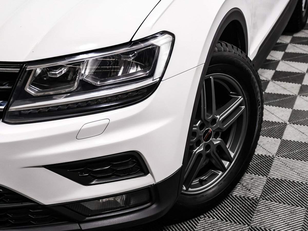 Купить Volkswagen Tiguan, 2019, 68 130 км.. Фото: #13