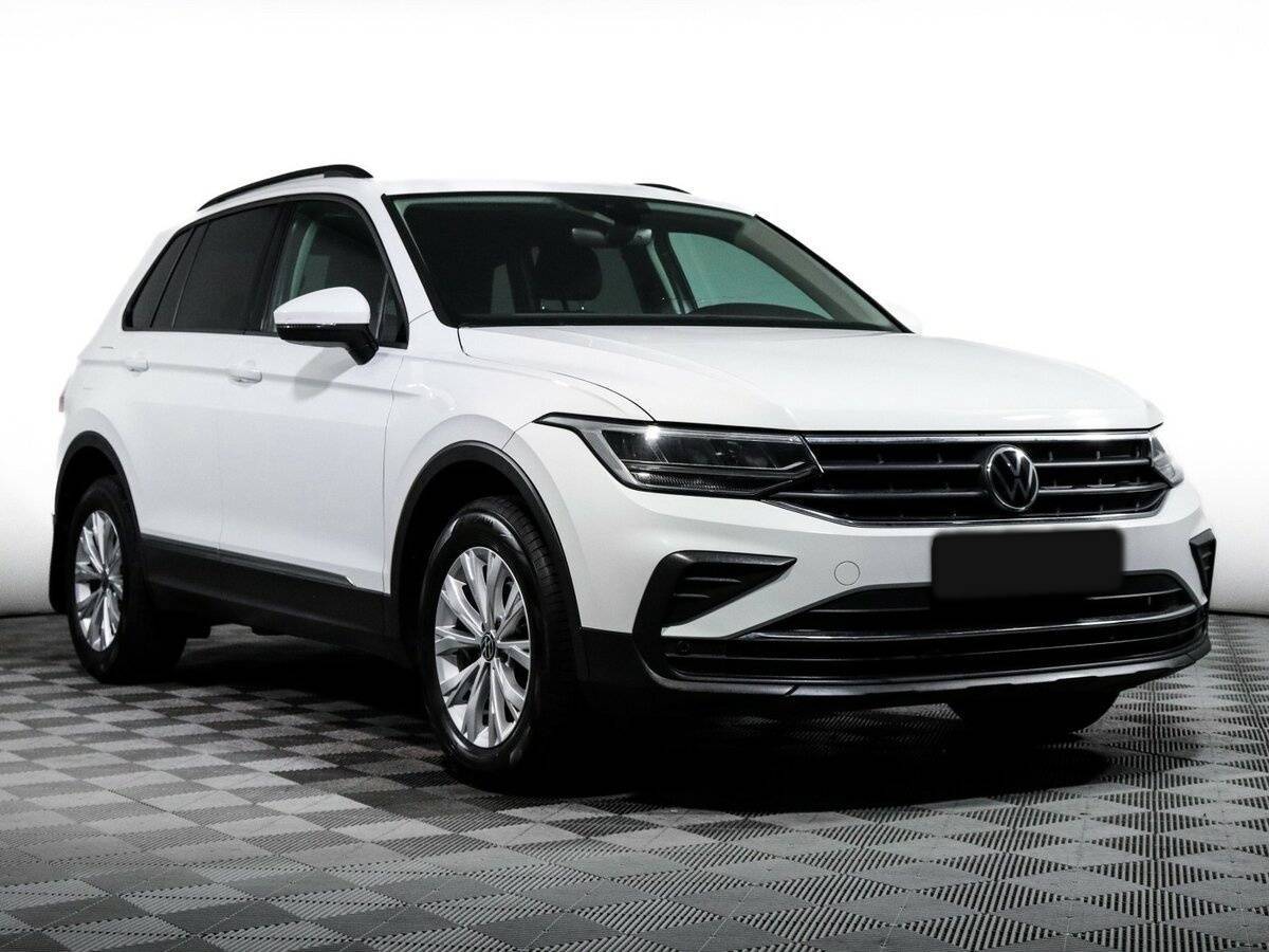 Купить Volkswagen Tiguan, 2021, 82 216 км.. Фото: #2