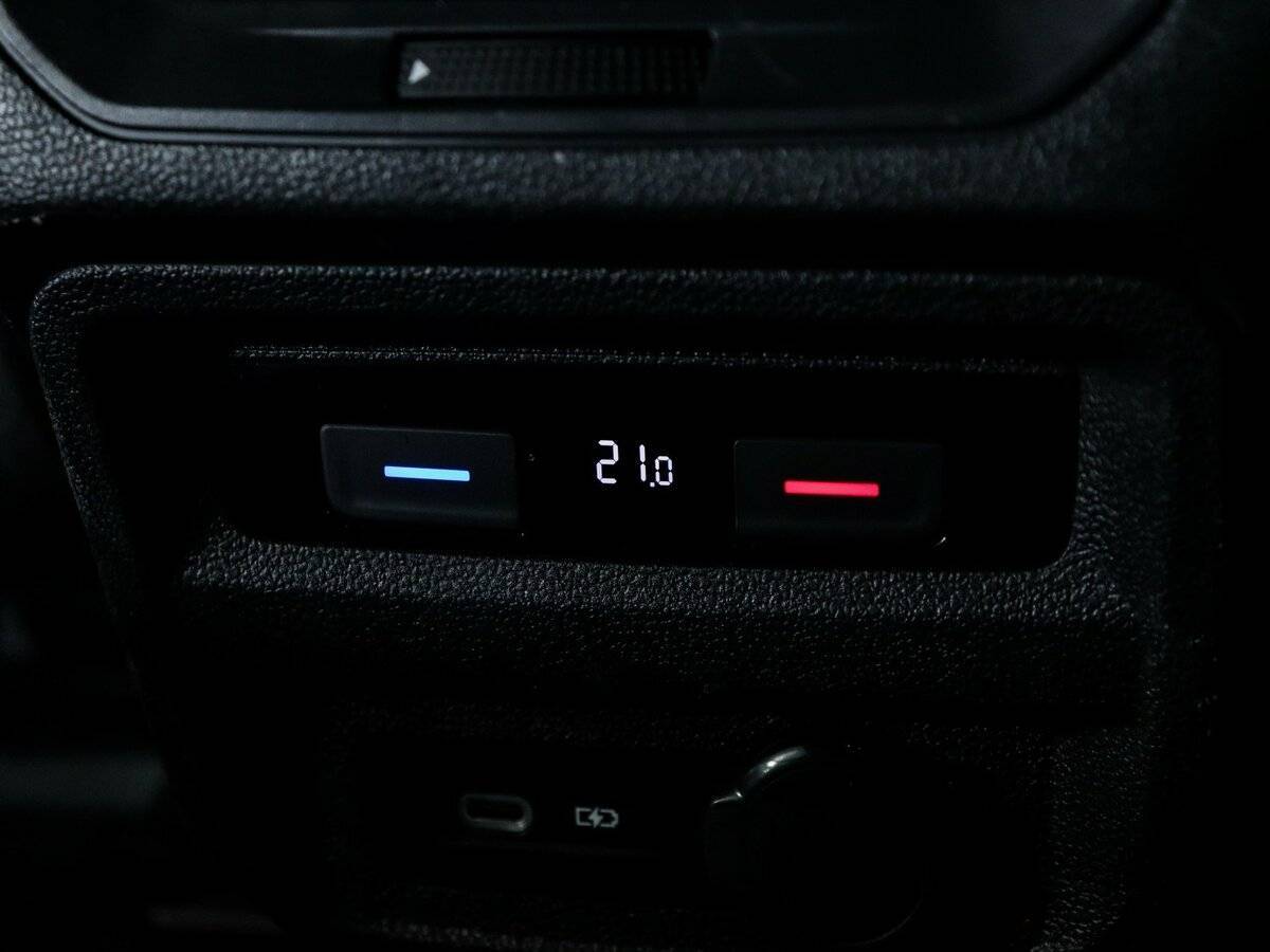 Купить Volkswagen Tiguan, 2021, 82 216 км.. Фото: #15