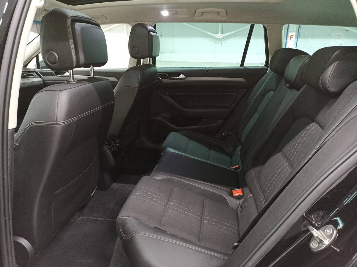 Купить Volkswagen Passat, 2018, 130 479 км.. Фото: #11