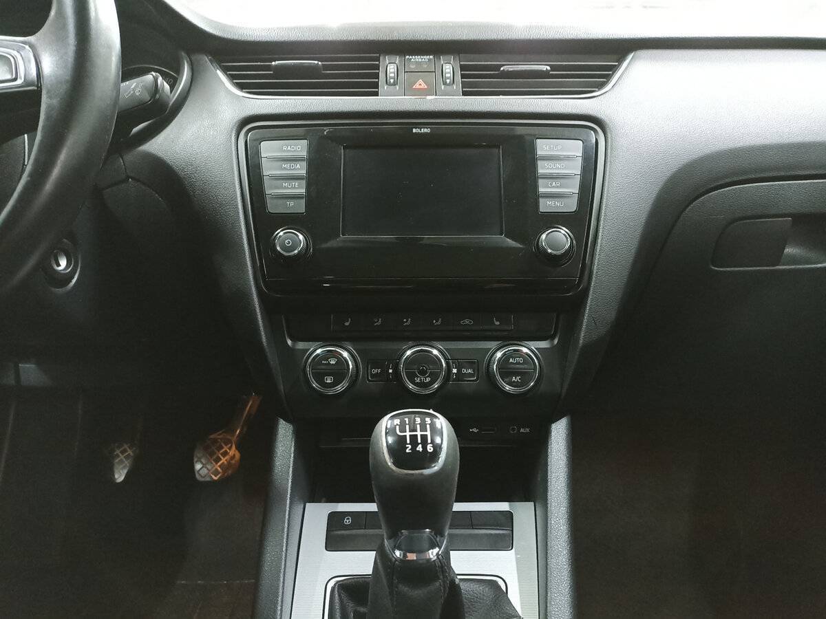 Купить Шкода Октавия, 2013, 260 225 км.. Фото: #14