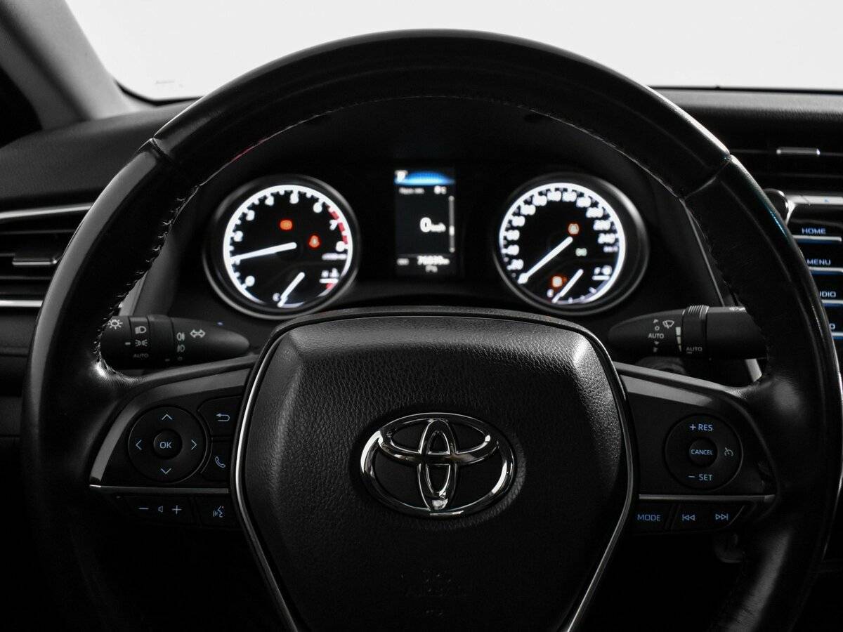 Купить Toyota Camry, 2019, 76 836 км.. Фото: #17