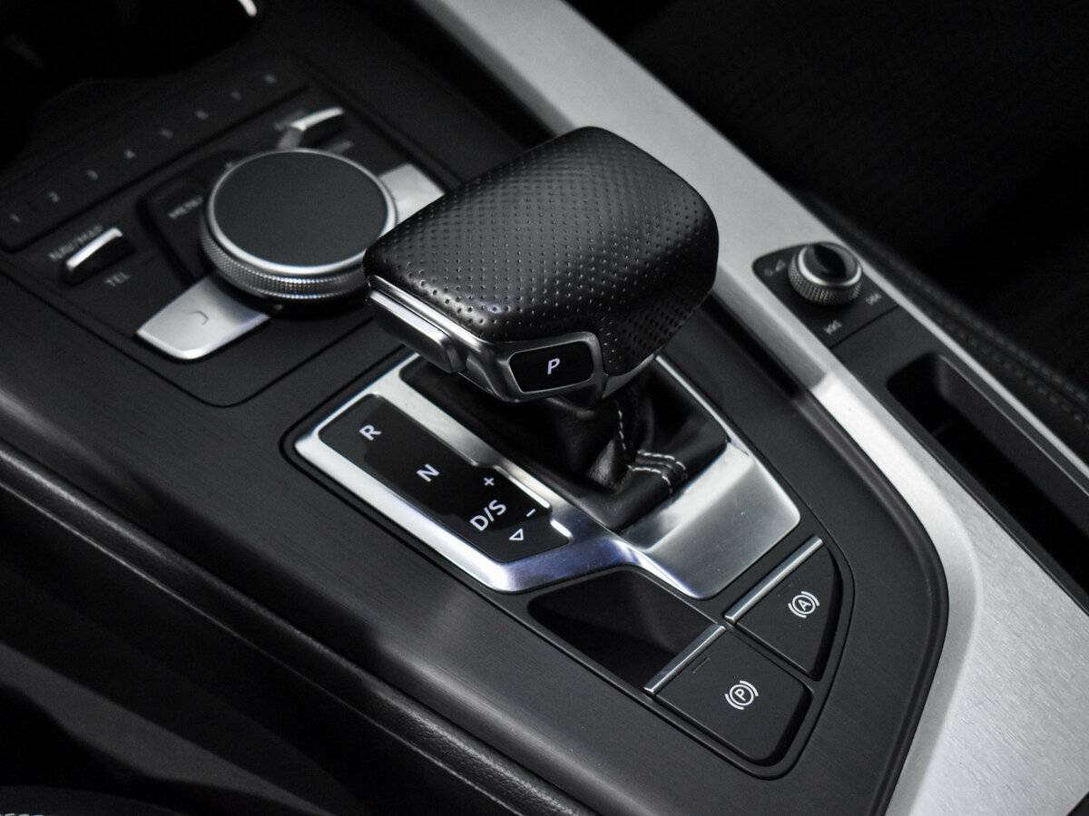 Купить Audi A4, 2016, 182 500 км.. Фото: #8