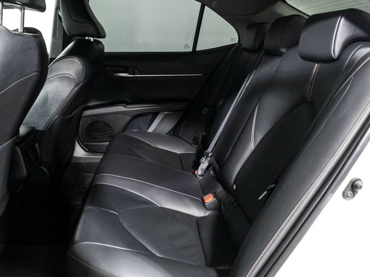 Купить Toyota Camry, 2020, 152 645 км.. Фото: #9