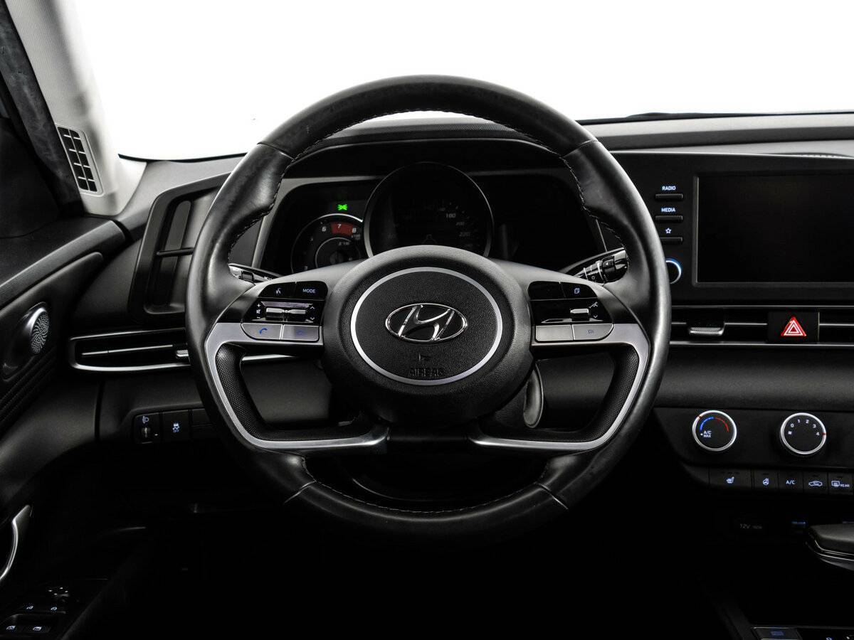 Купить Hyundai Elantra, 2021, 43 121 км.. Фото: #12