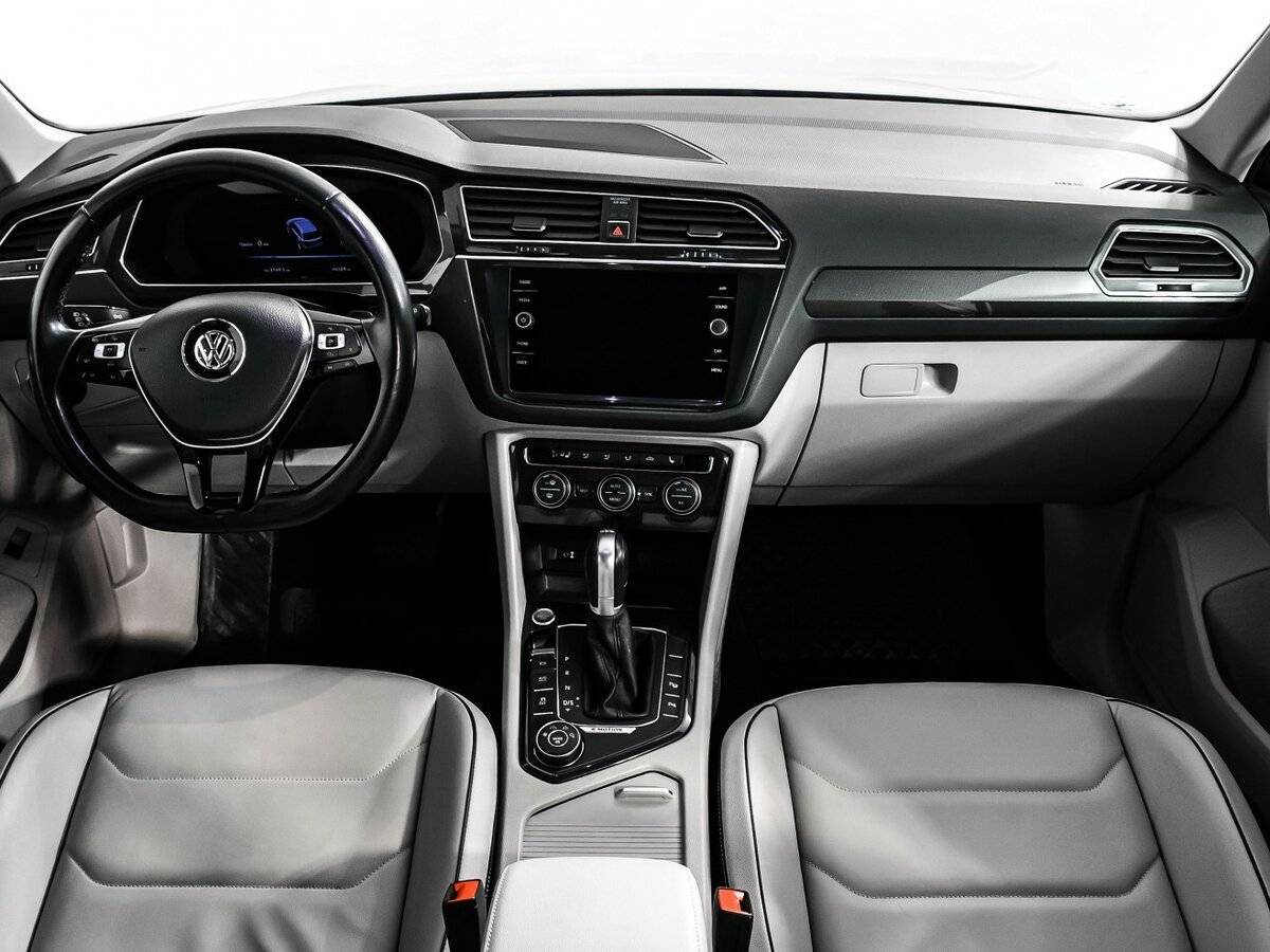 Купить Volkswagen Tiguan, 2017, 44 587 км.. Фото: #10