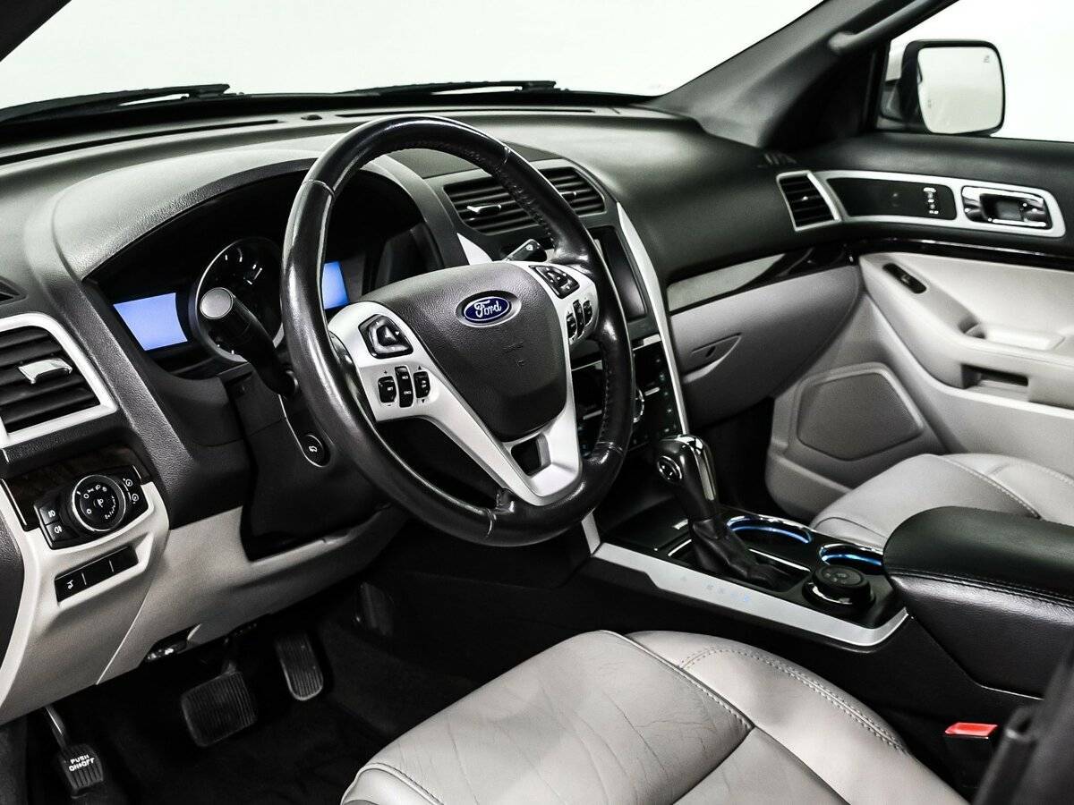 Купить Ford Explorer, 2012, 128 120 км.. Фото: #11