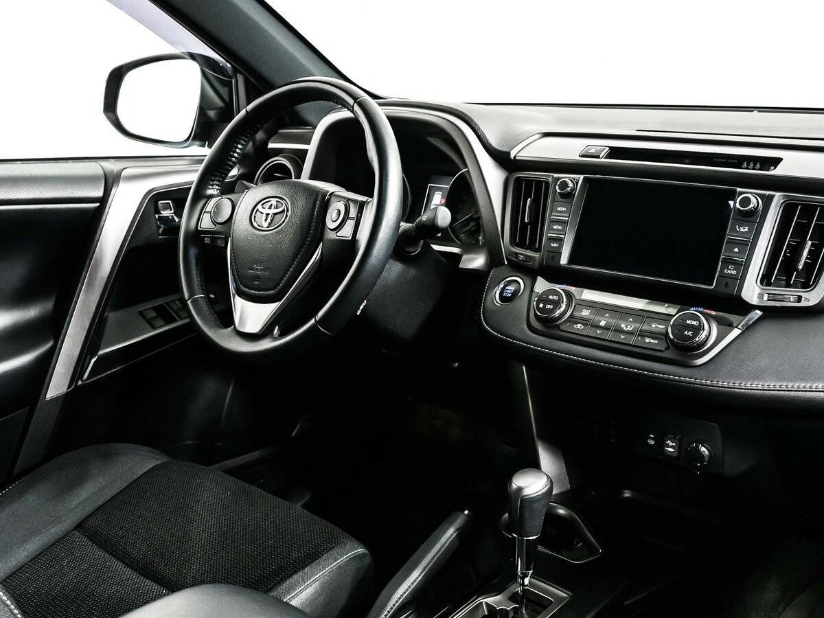 Купить Toyota RAV4, 2019, 40 636 км.. Фото: #8