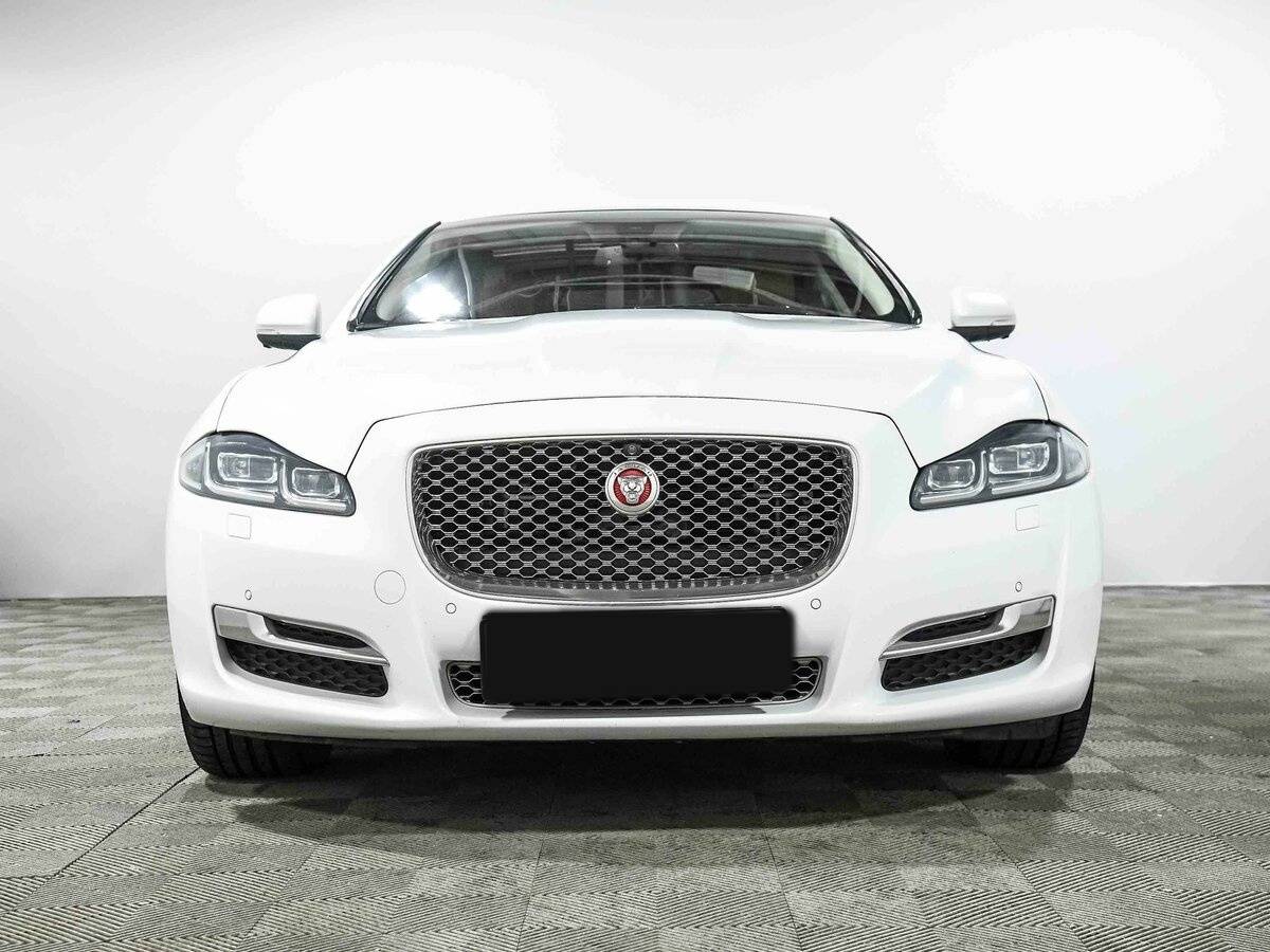 Купить Jaguar XJ, 2016, 118 568 км.. Фото: #1